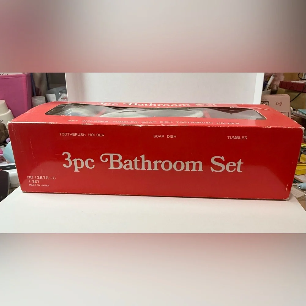Vintage 3-Piece Bathroom Set Farm Scene Made in Japan – New in Box